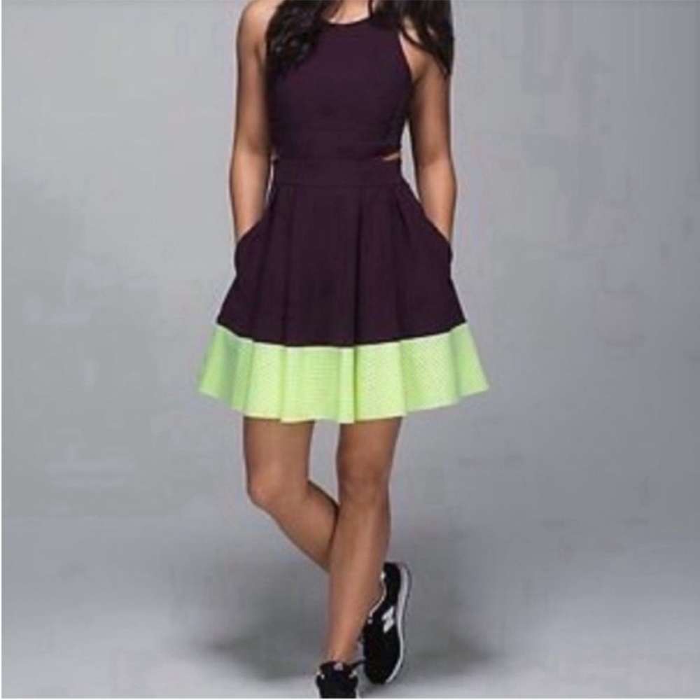 Lululemon Away Dresssize 8 - Picture 2 of 14